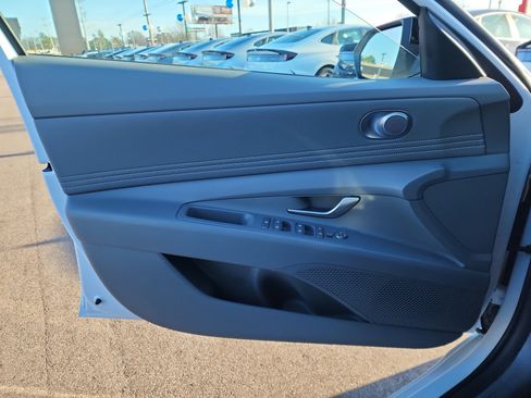 New 2026 Hyundai Elantra SEL Sport Premium image 8