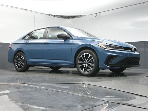 New 2025 Volkswagen Jetta Sport image 39