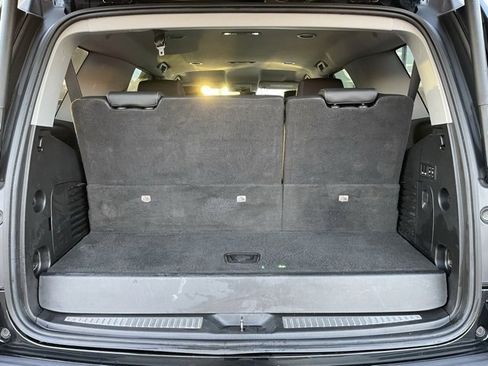 Used 2020 Chevrolet Tahoe LT w/ Luxury Package image 30