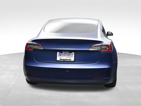 Used 2021 Tesla Model 3 Standard Range Plus RWD image 4