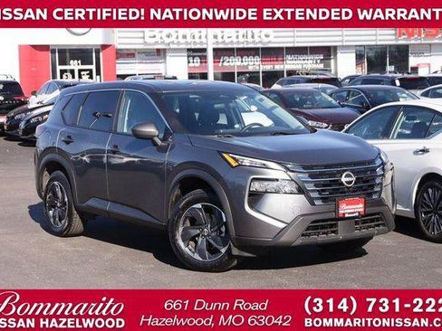 Used 2024 Nissan Rogue SV image 1