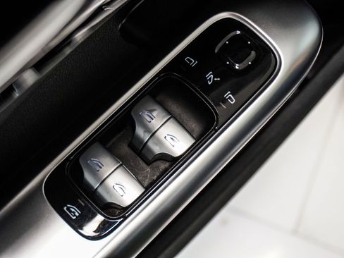 Used 2024 Mercedes-Benz C 300 4MATIC Sedan image 20
