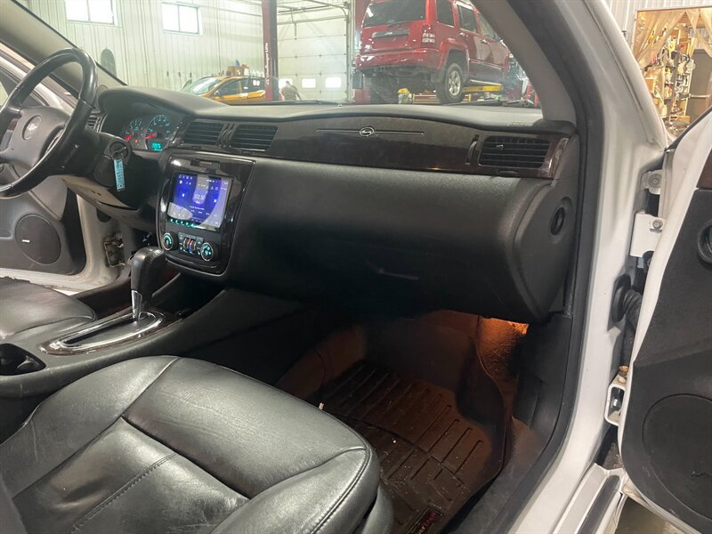 Used 2013 Chevrolet Impala LTZ FWD image 18