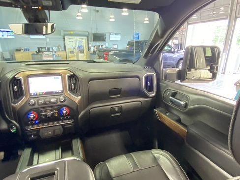 Used 2020 Chevrolet Silverado 3500 High Country w/ Z71 Off-Road Package AWD/4WD image 31