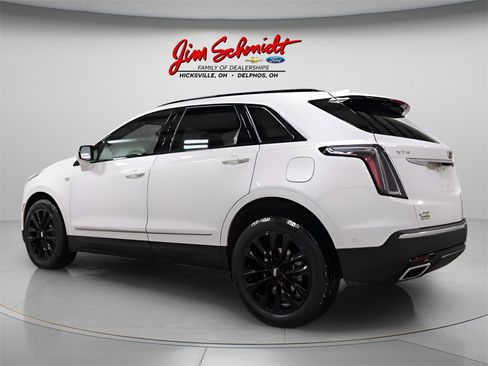 Used 2021 Cadillac XT5 Sportv w/ Platinum Package image 4