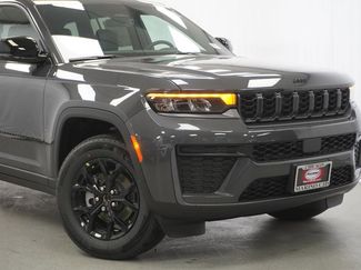 New 2026 Jeep Grand Cherokee Altitude AWD/4WD video 3