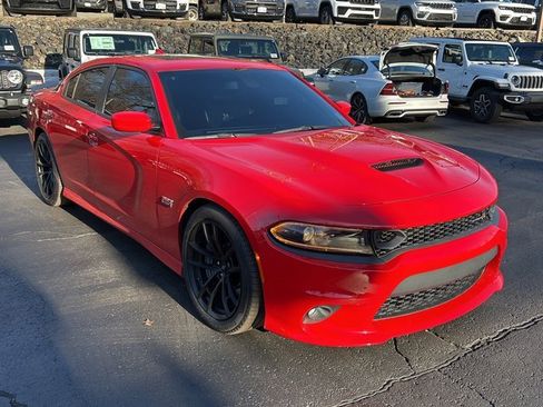 Used 2022 Dodge Charger Scat Pack w/ Dynamics Package image 7