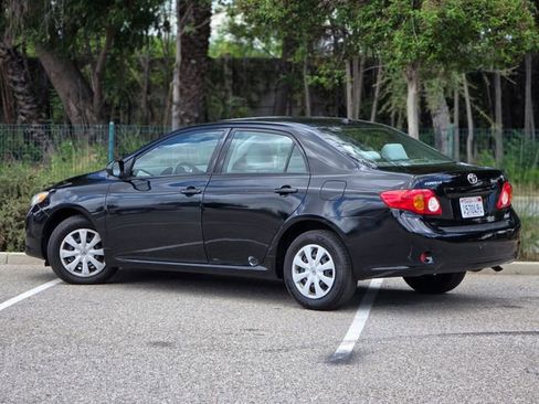 Used 2010 Toyota Corolla image 22