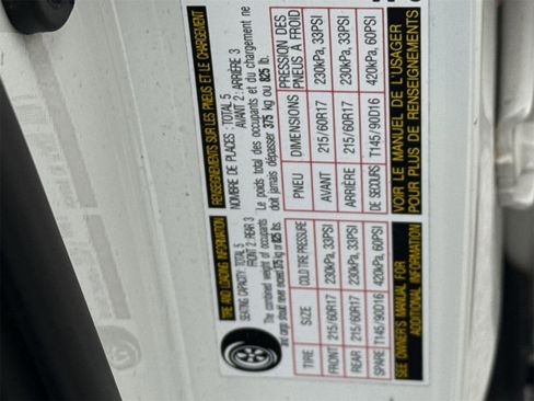 Used 2021 Toyota C-HR LE image 37