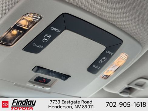Certified 2025 Toyota Sienna LE FWD image 28