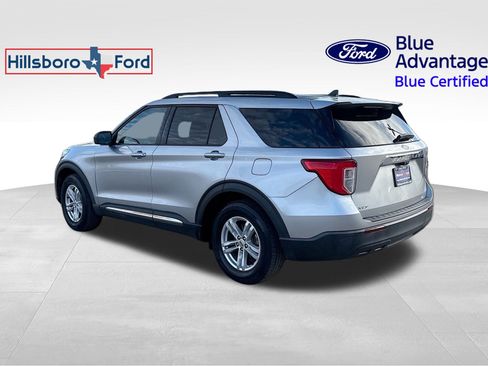 Certified 2022 Ford Explorer XLT image 8