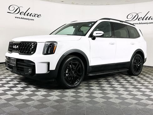 Used 2024 Kia Telluride SX X-Line image 3