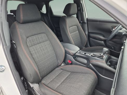 Certified 2025 Honda HR-V Sport image 19