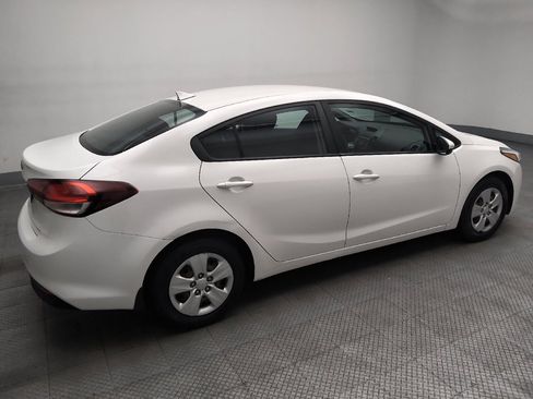 Used 2018 Kia Forte LX FWD image 10