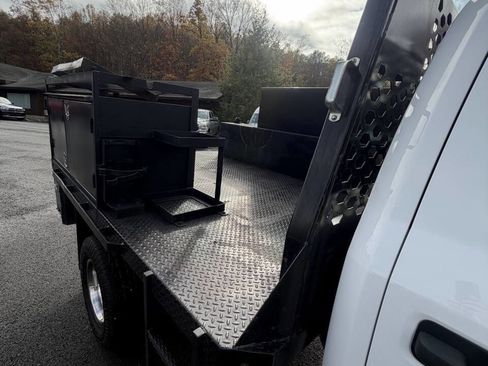 Used 2021 Ford F350 XL w/ Power Equipment Group image 10