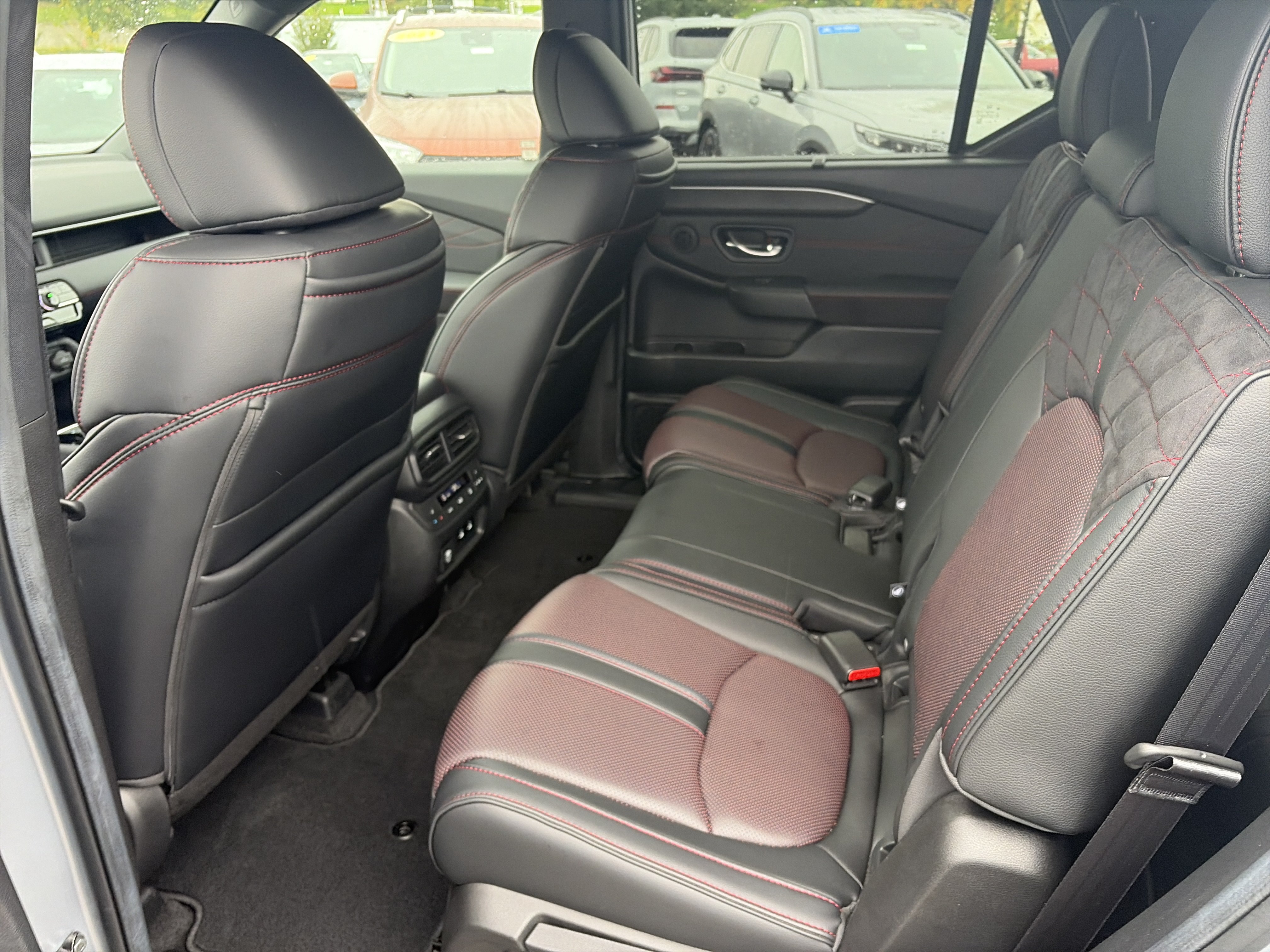 Certified 2026 Honda Pilot Black Edition image 19