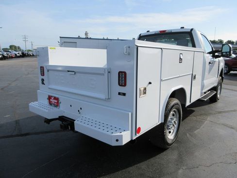 Used 2024 Ford F250 XL w/ Snow Plow Prep Package AWD/4WD image 5