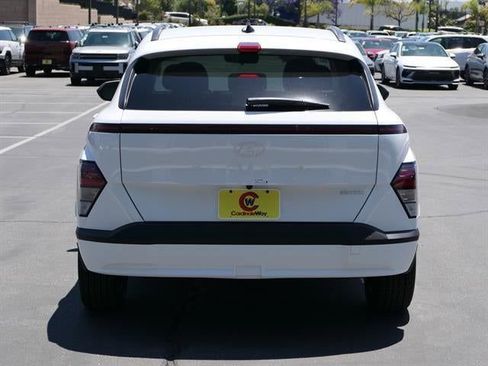 New 2025 Hyundai Kona SEL image 31