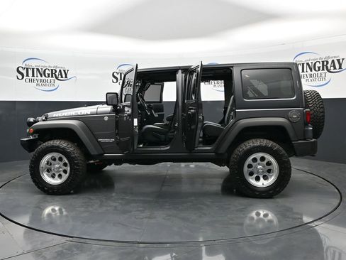 Used 2014 Jeep Wrangler Unlimited Rubicon w/ Connectivity Group AWD/4WD image 37