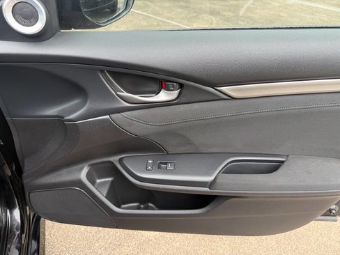 Used 2019 Honda Civic EX image 30