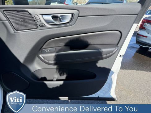 Certified 2023 Volvo XC60 B5 Ultimate w/ Climate Package image 29