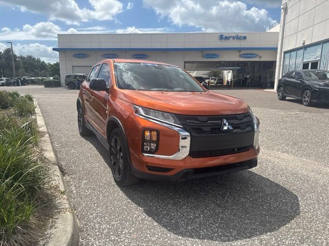 Used 2023 Mitsubishi Outlander Sport ES AWD/4WD image 2