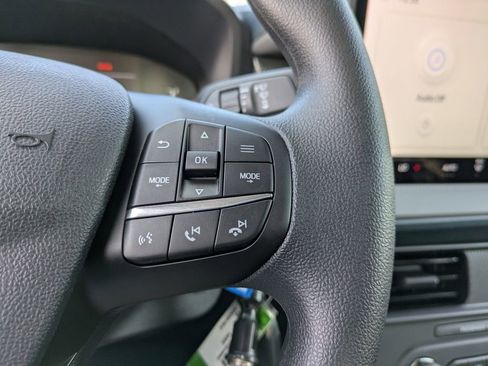 New 2025 Ford Maverick XL image 26