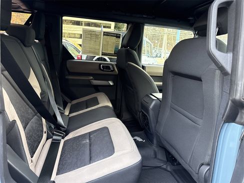 Used 2022 Ford Bronco Wildtrak image 30