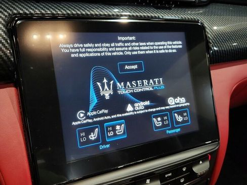 Used 2017 Maserati Quattroporte GTS GranSport RWD image 17