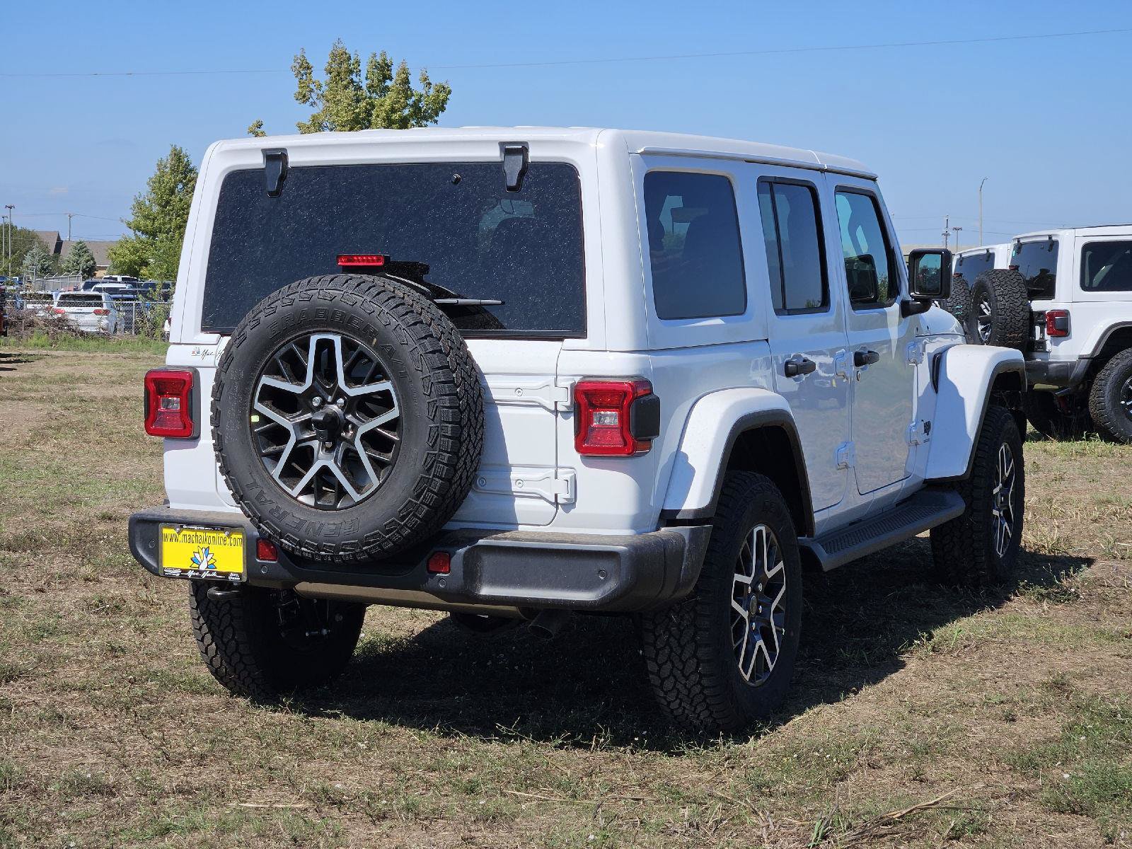New 2027 Jeep Wrangler Unlimited Sahara AWD/4WD image 4