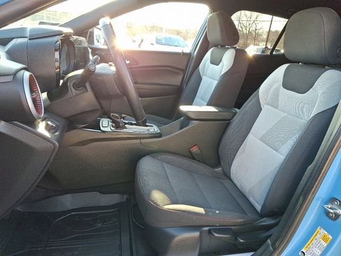 Certified 2024 Chevrolet Trax RS image 14