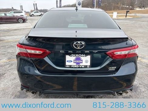 Used 2020 Toyota Camry XSE image 6