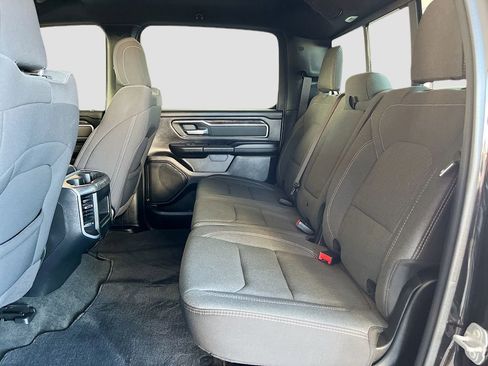 Used 2023 RAM 1500 4x4 Crew Cab image 24