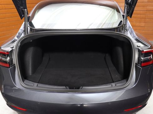 Used 2023 Tesla Model 3 Standard Range image 25