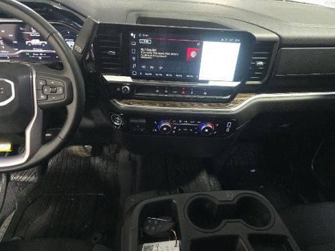 Used 2024 GMC Sierra 1500 Elevation w/ LPO, Elevation Black Package AWD/4WD image 12