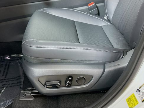 Certified 2025 Lexus NX 350 AWD w/ Accessory Package (2T) image 18