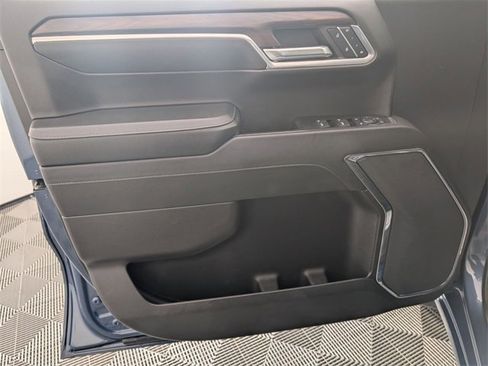 Used 2024 GMC Sierra 1500 SLT image 10