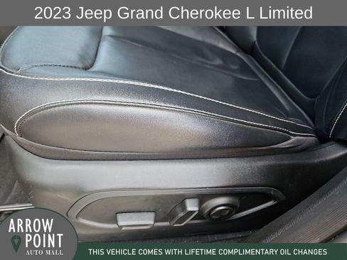 Used 2023 Jeep Grand Cherokee L Limited w/ Trailer Tow Group (B) image 23