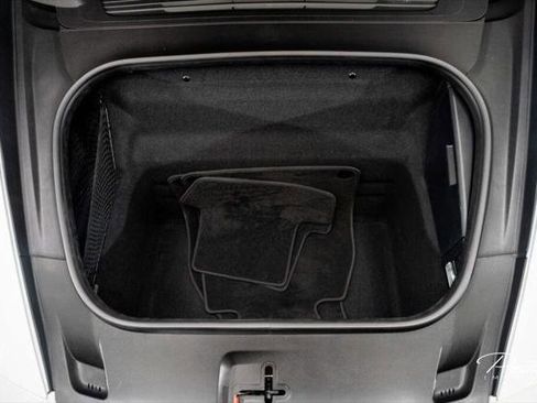 Used 2022 Porsche 911 Carrera GTS RWD image 6