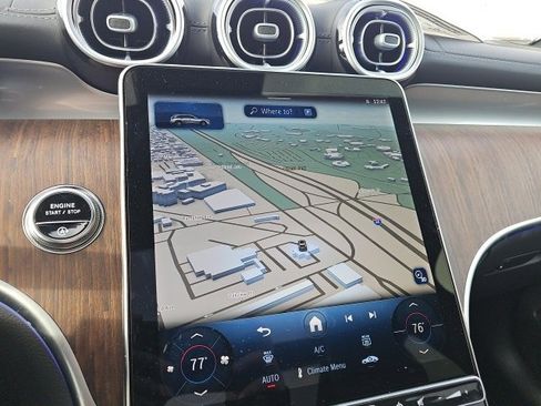 Used 2025 Mercedes-Benz GLC 300 GLC 300 image 21