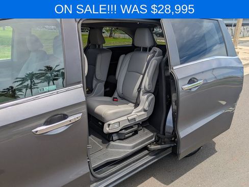 Used 2019 Honda Odyssey EX-L image 11