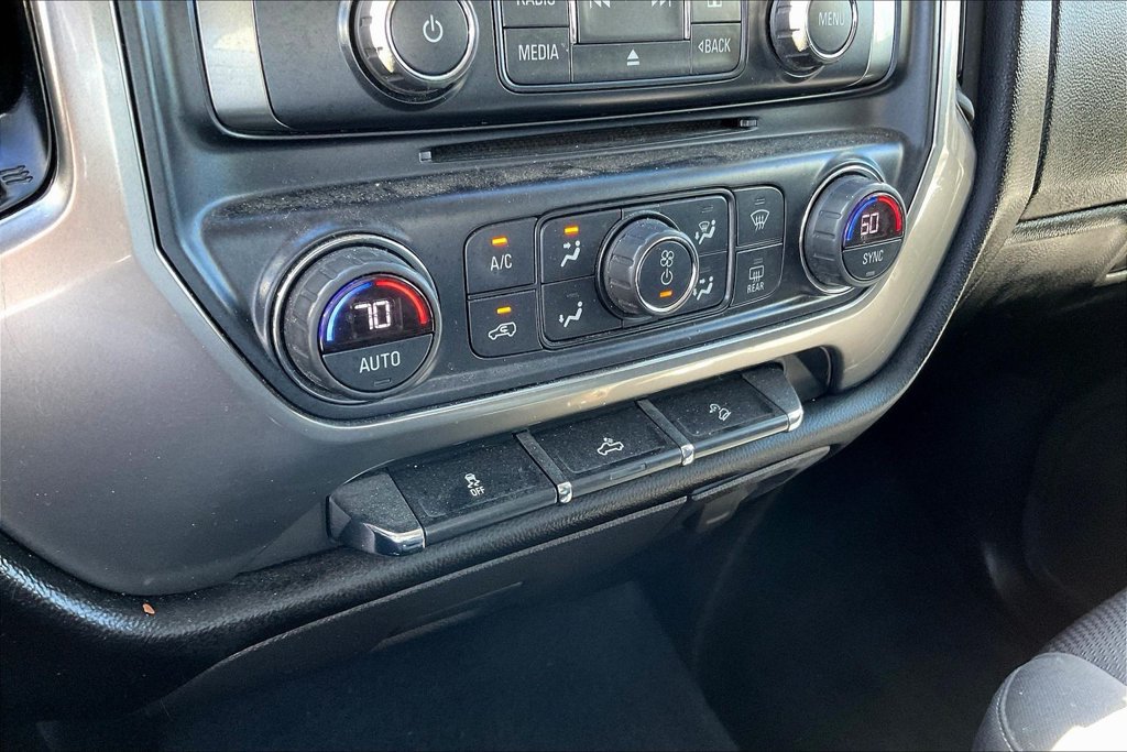 Used 2018 Chevrolet Silverado 1500 LT w/ All Star Edition AWD/4WD image 17