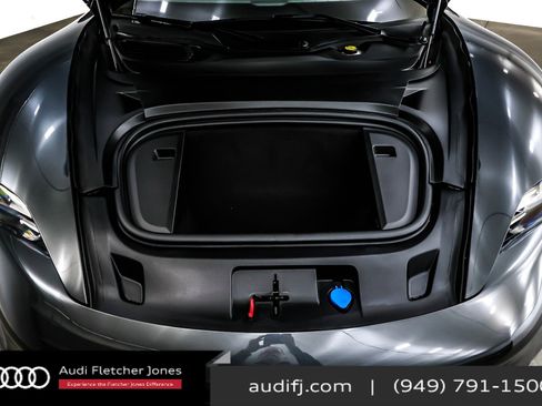 Used 2023 Porsche Taycan 4S w/ Premium Package image 11