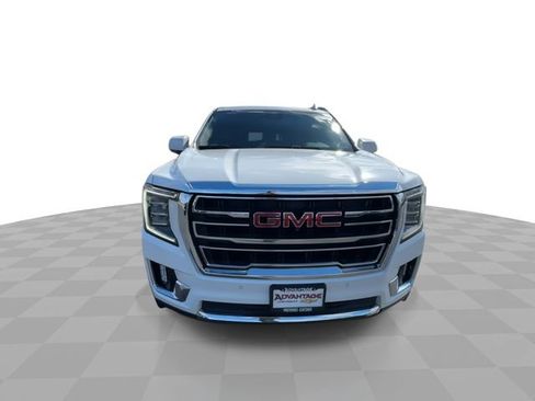 Certified 2023 GMC Yukon XL SLT w/ SLT Luxury Package AWD/4WD image 3