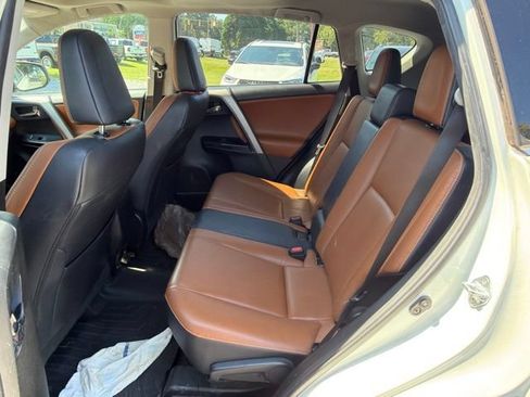 Used 2016 Toyota RAV4 Limited FWD image 17