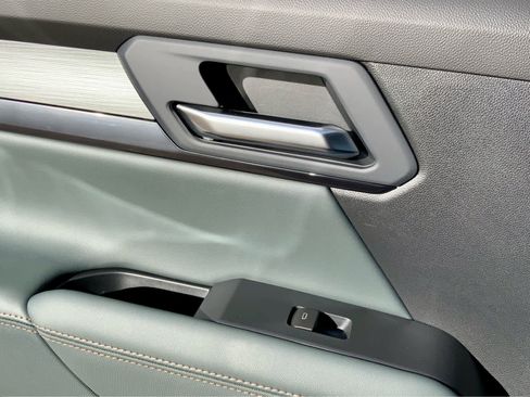 New 2026 GMC Terrain AT4 w/ LPO, Black Badging Package image 50