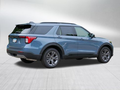 Used 2026 Ford Explorer Active w/ Active Comfort Package AWD/4WD image 7