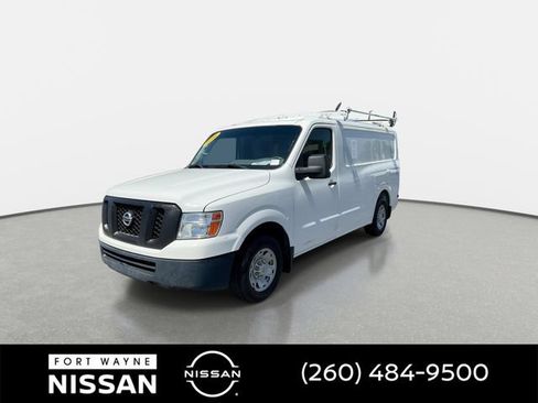 Used 2016 Nissan NV 2500 SV RWD image 4