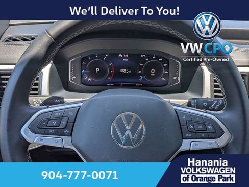 Certified 2023 Volkswagen Atlas SE w/ Black Wheel Package FWD image 32
