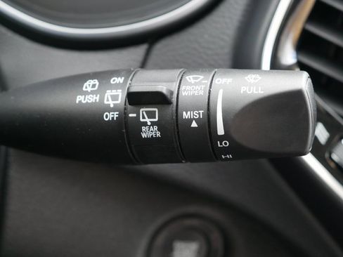 Used 2022 Jeep Cherokee Limited w/ Mopar Interior Package image 26